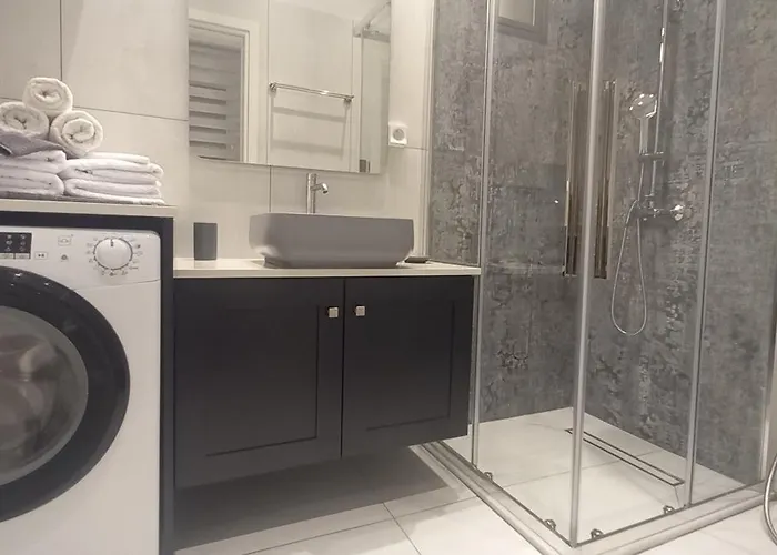 V Apartament